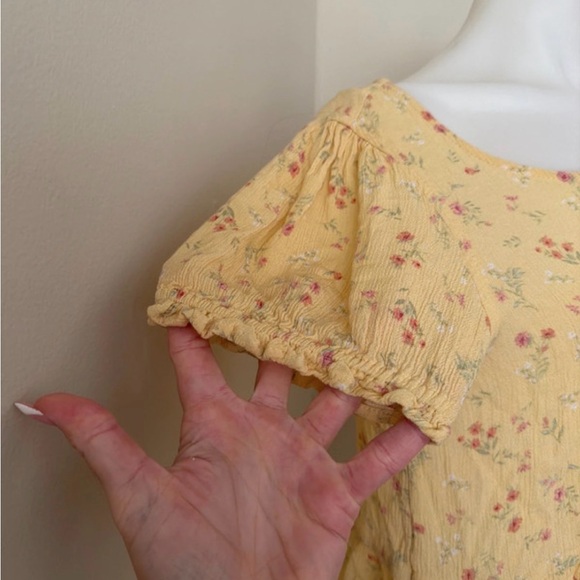 Pink Rose Women’s Floral Yellow Top, Small - Picture 4 of 12